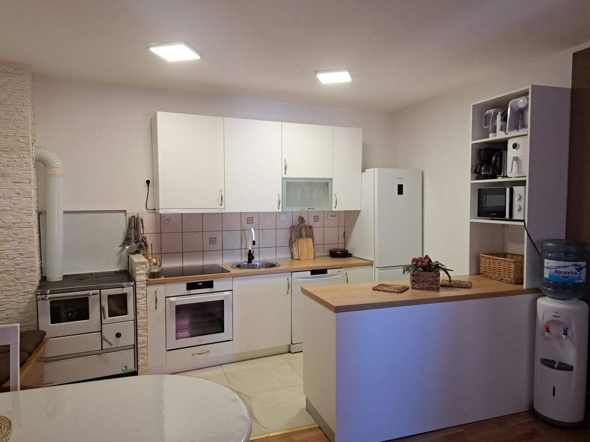 Apartment M&M セニ エクステリア 写真